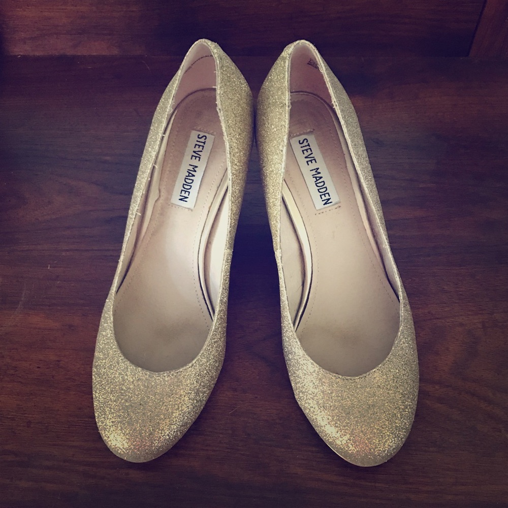 Glitter gold Steve Madden heels